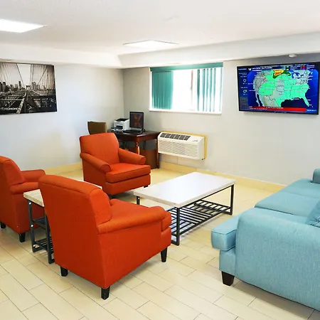 Floral Park Motor Lodge (Adults Only)-3
