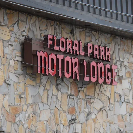 Floral Park Motor Lodge (Adults Only)-2