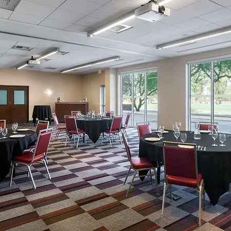 Four Points By Sheraton At Phoenix Mesa Gateway Airport-2