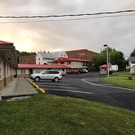 Ellijay Inn - Downtown Ellijay-2