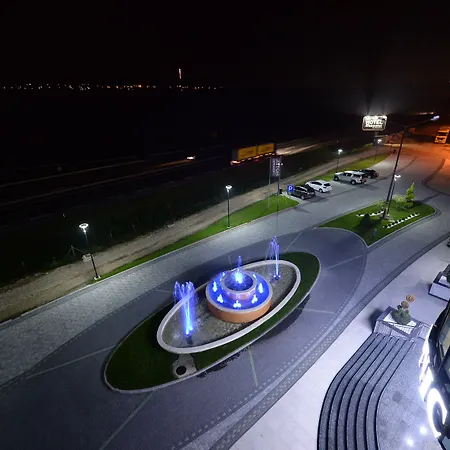 Hotel Hedonic-3
