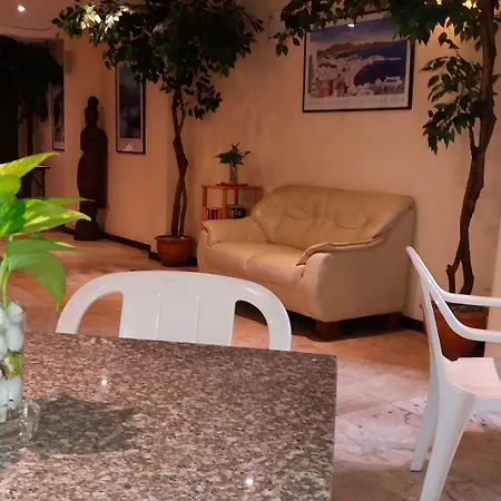 Paradise Inn-2