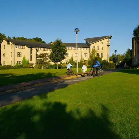 Becket Court-2