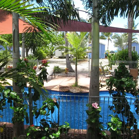 Tropical Beach Caravan Park-3