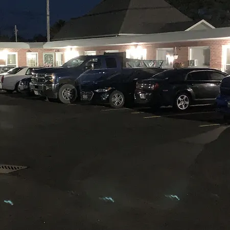 Trunk Road Motel-3