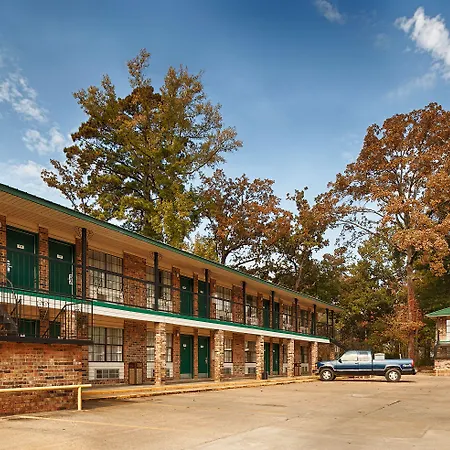The Winnfield Lodge-3