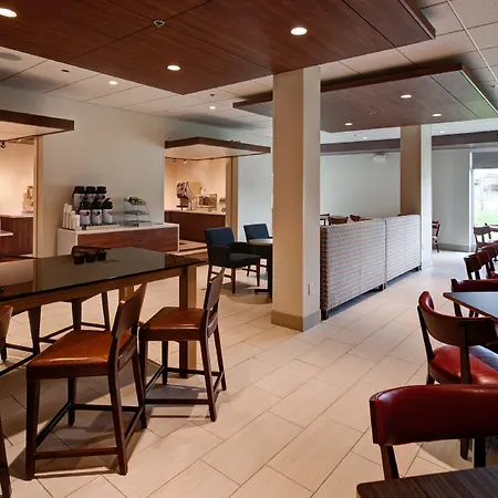 Holiday Inn Express & Suites Manhattan By Ihg-3