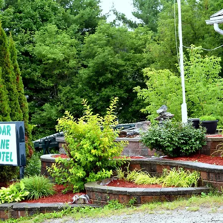 Cedar Lane Motel-2