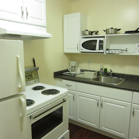 Village Inn & Suites - Sudbury-2