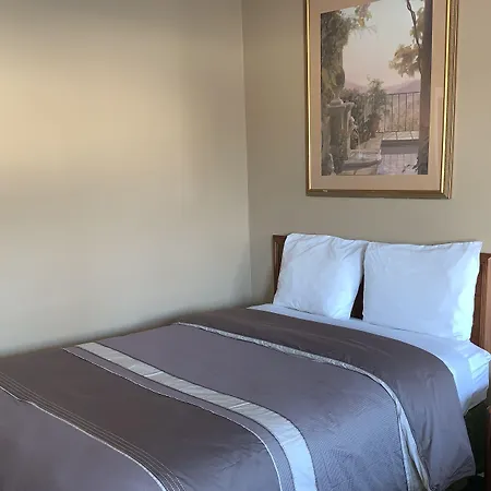Village Inn & Suites - Sudbury-3