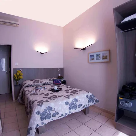 Le Strasbourg Hotel-2