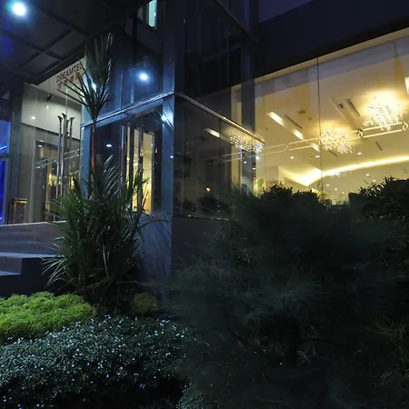 Dreamtel Jakarta-3