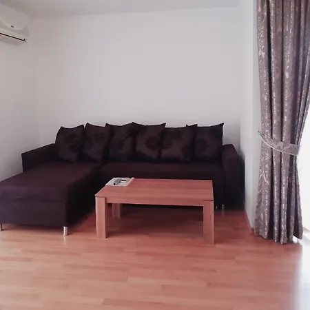Apart Hotel Efir-3