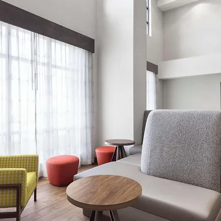 Hampton Inn & Suites Douglas-3