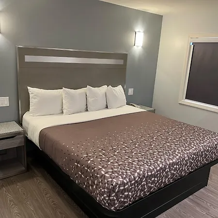 112 Motel-3