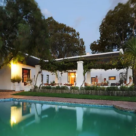 Aan De Doorns Guesthouse-3