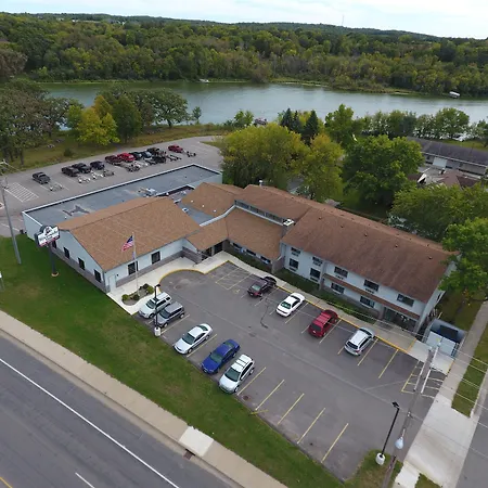 Riverside Inn-3