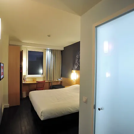 Ibis Skopje City Center-2