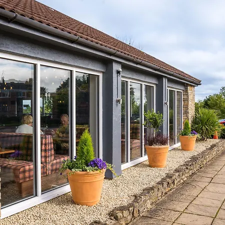 Almondsbury Inn & Lounge-3