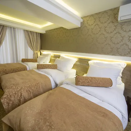 Golden Rain Hotel Old City-2
