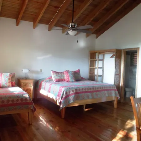 Hotel Posada Seremein ,West Bay ,Roatan-2