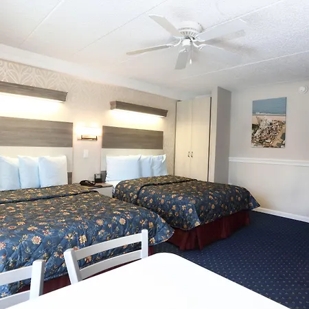 Adventurer Oceanfront Inn-3
