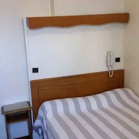 Hotel Paris Bercy-3
