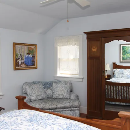 Bear Flag Inn-3