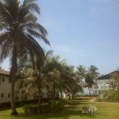 Bungalow Beach Hotel-3