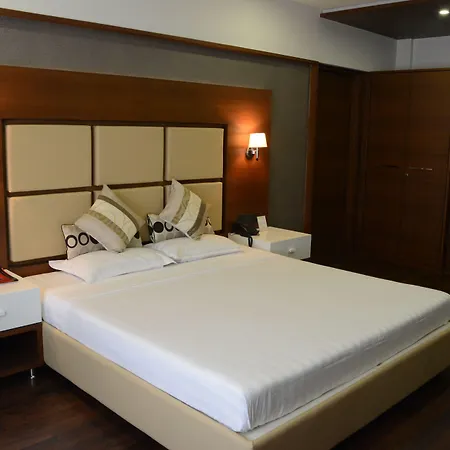 Hotel Platinum Residency-3