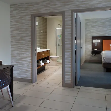 Home2 Suites St. Louis / Forest Park-3