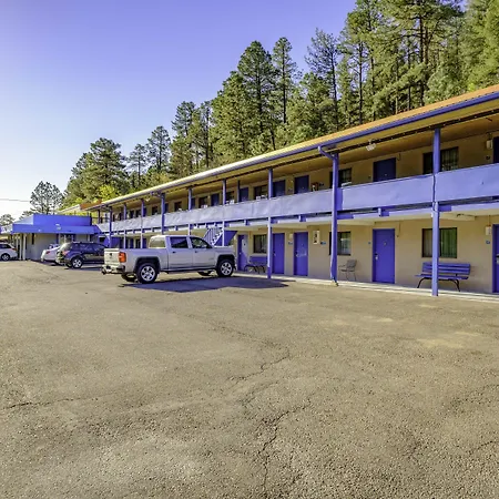 Budget Lodge-3