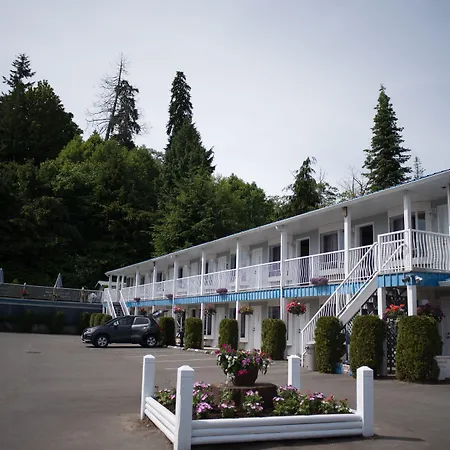 Ocean Crest Motel-3
