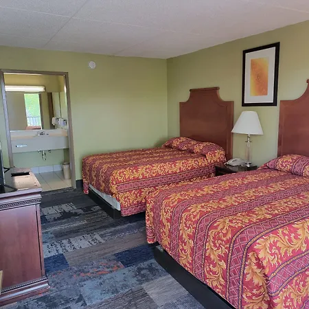 Studio 9 Inn & Suites-2
