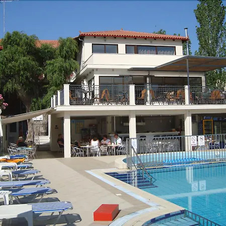Castelli Hotel-Adults Only-3