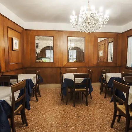 Hotel Locanda Ca' Foscari-3