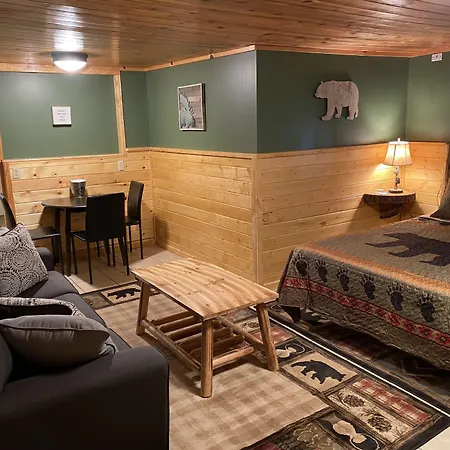The Fishing Bear Lodge-2
