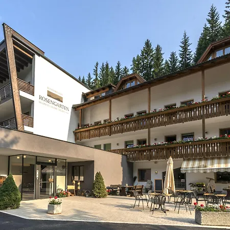 Hotel Rosengarten-3