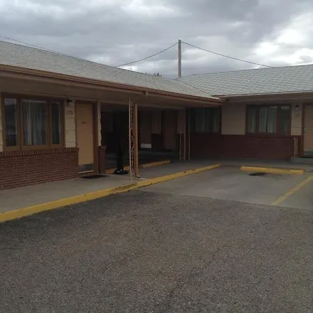 Ski'S Western Motel-3