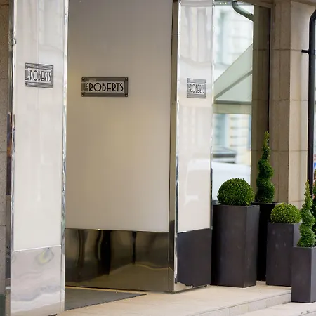 Hotel Lilla Roberts-3
