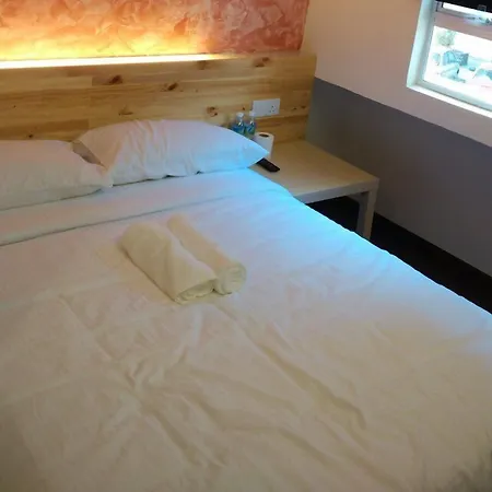 Dream Garden Hotel-3