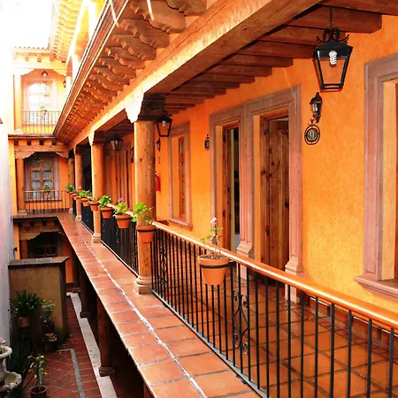Hotel Refugio Del Angel-2