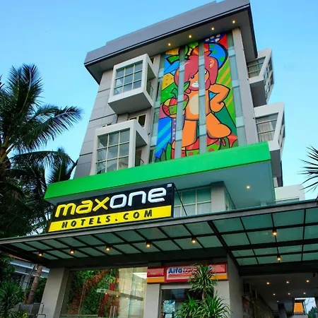 Ascent Hotel & Cafe Malang-2