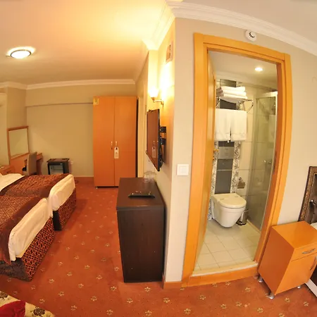 Palace Point Hotel-2
