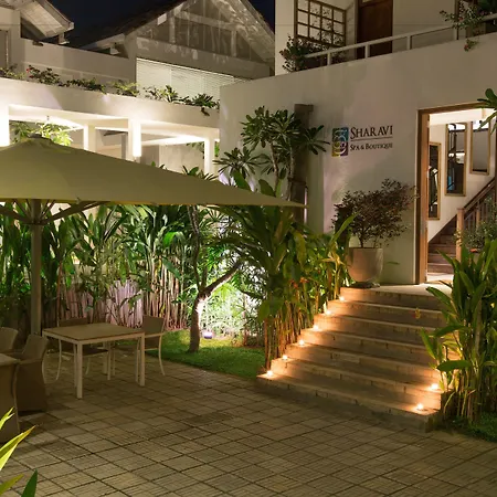 Sri Sharavi Beach Villas & Spa - With 43 Metre Saltwater Infinity Pool-2