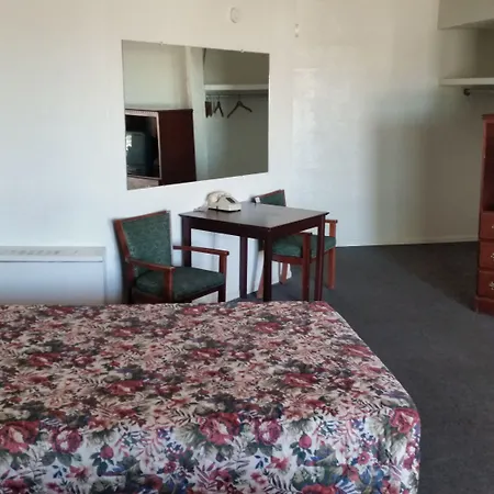 Essex House Motel-2