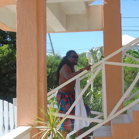 Antigua Seaview-3