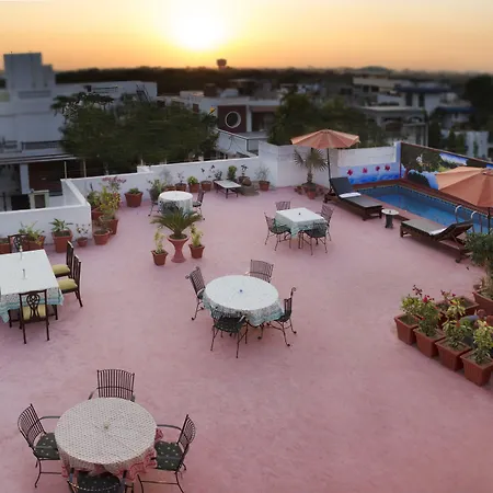 Ikaki Niwas - A Heritage Boutique Hotel-3