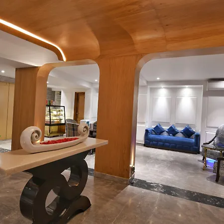 The Cedar Grand Hotel And Spa-2
