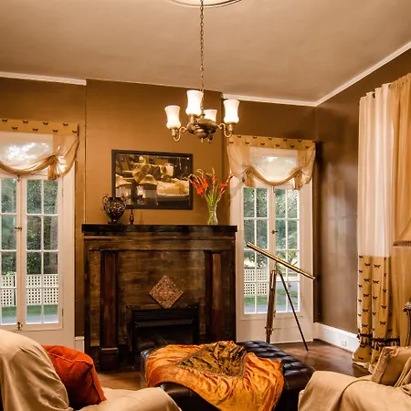 Morgan And Wells Bed And Breakfast-3